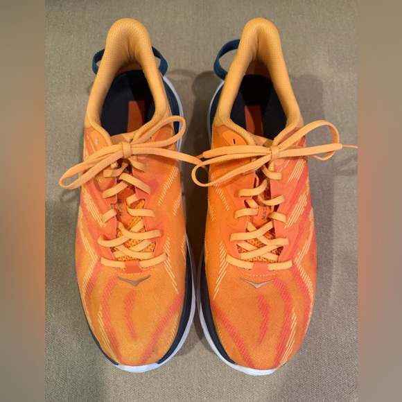 Hoka One One Mach 4 Running Shoes Mens Size 10 Supersonic Radiant Yellow - Picture 2 of 9